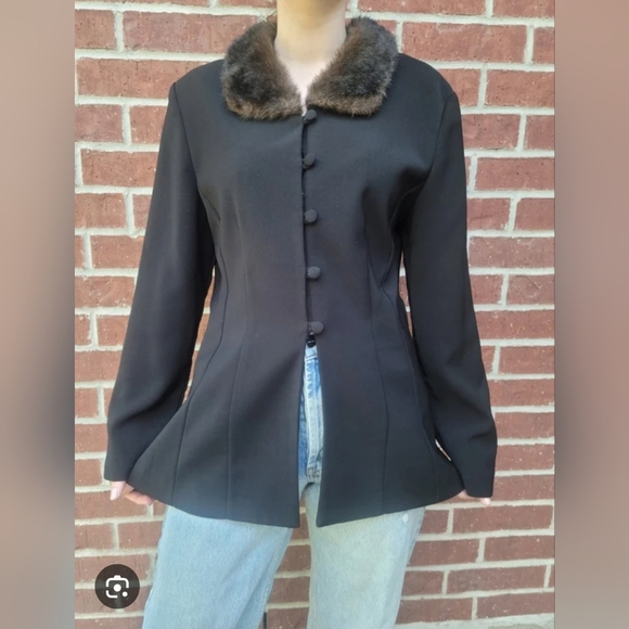Jessica Howard Blazer vintage with full black synthetic leather buttons - Picture 1 of 4